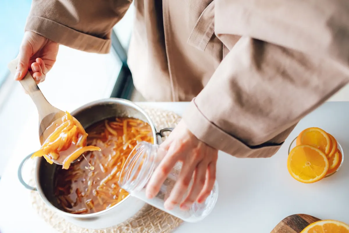 Chunky vs. Fine-Cut Marmalade: Texture, Cook Time, and Best Uses